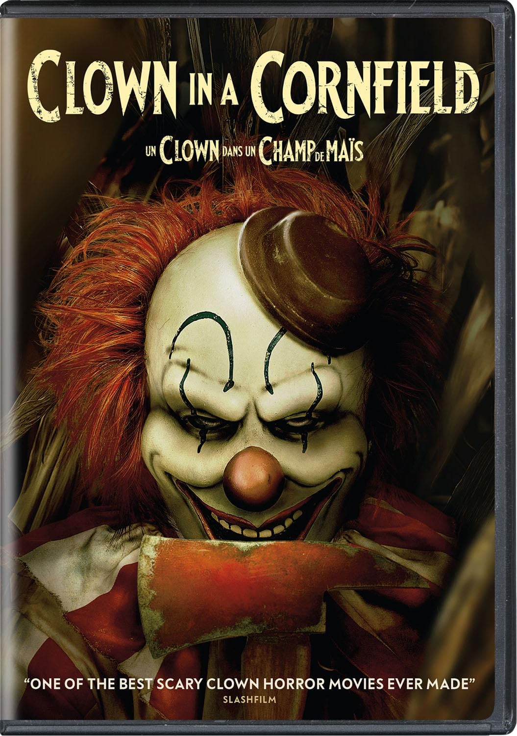 UN CLOWN DANS UN CHAMP DE MAïS